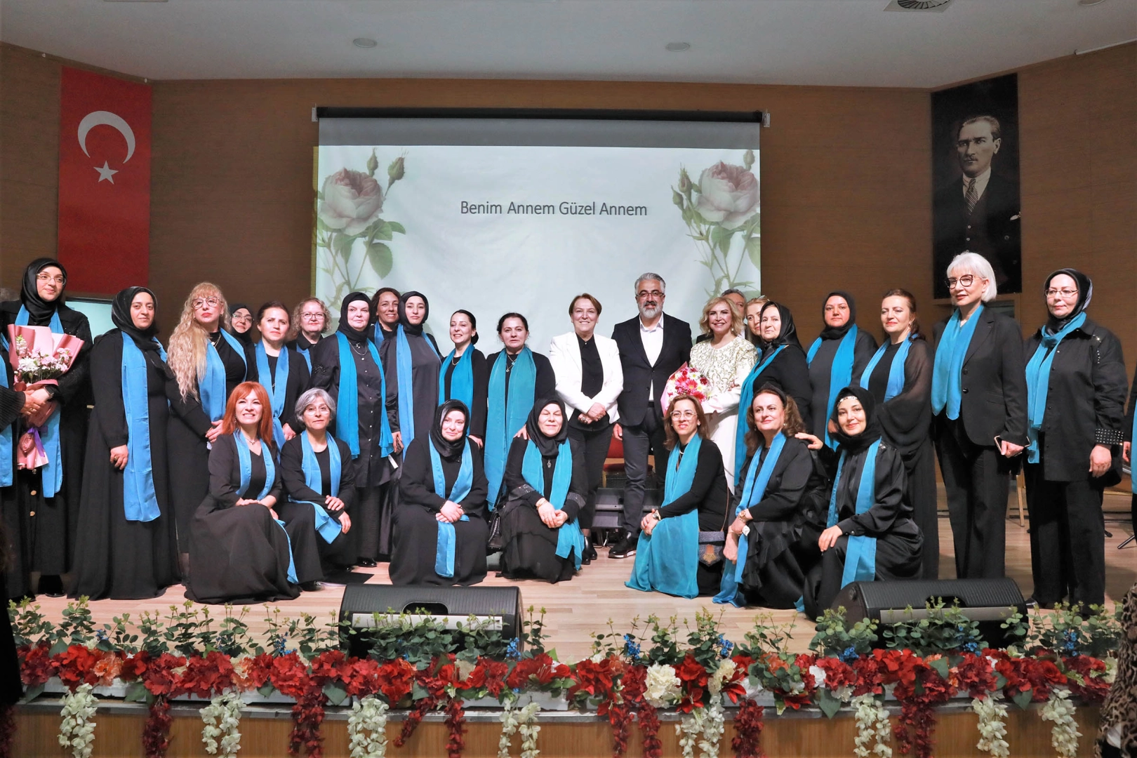 Ankara Ke&ccedil;i&ouml;ren&rsquo;de &lsquo;Annemin Şarkıları&rsquo; konseri duygulandırdı