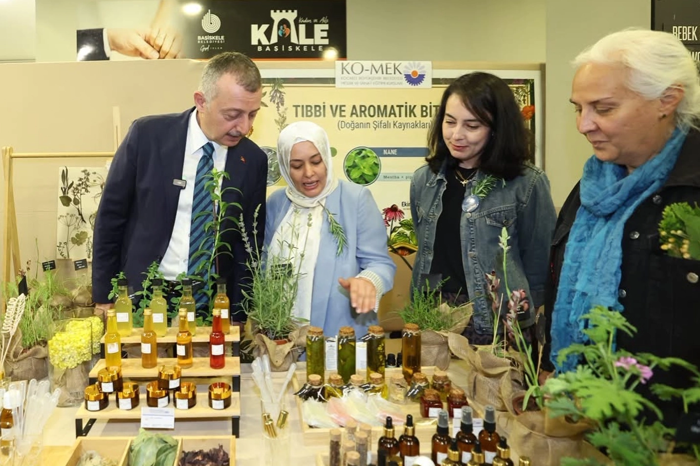 KO-MEK Başiskele il&ccedil;e sergisi a&ccedil;ıldı