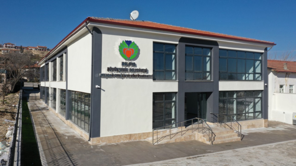 Akçadağ Gençlik Merkezi Tamamladı