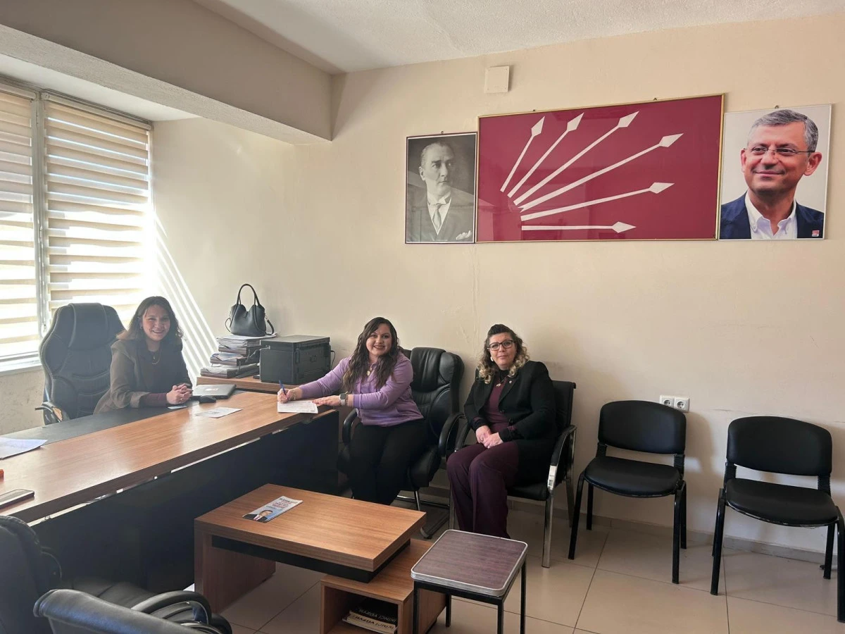 AK Parti&rsquo;den CHP&rsquo;ye Ge&ccedil;iş: Canan Arman Siyasi Yolunu Değiştirdi