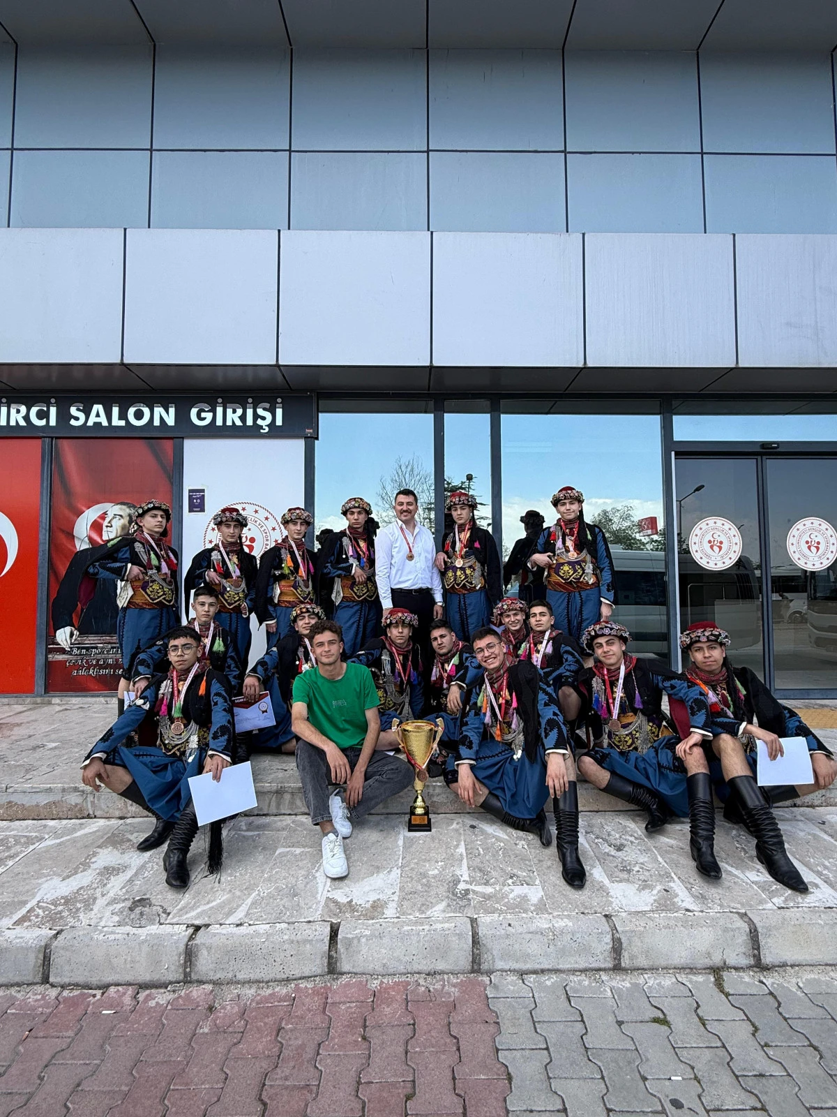 Cumhuriyet Anadolu Lisesi T&uuml;rkiye 3.&rsquo;s&uuml; Oldu