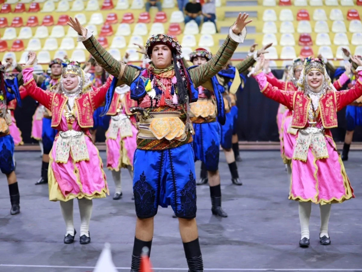 Denizli Buldan&rsquo;da Halk Oyunları Ş&ouml;leni: 600 Sporcu Sahne Alacak!