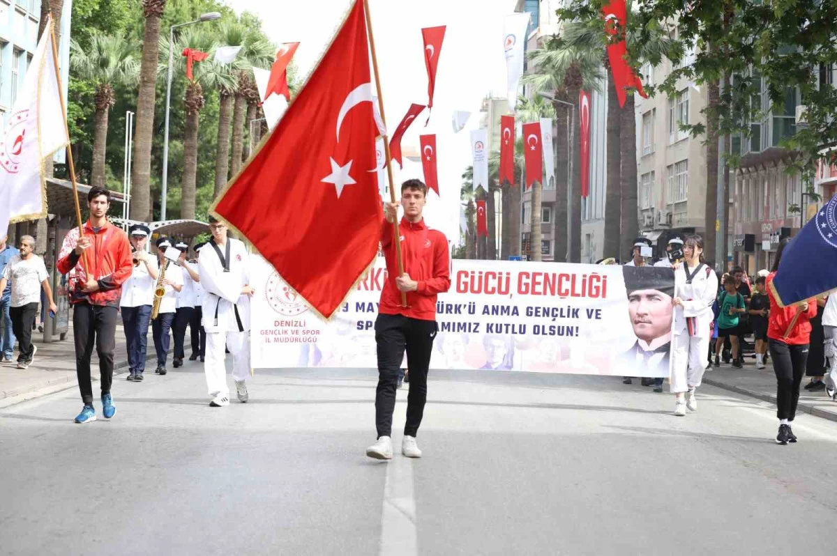 Denizli&rsquo;de Gen&ccedil;lik Haftası Coşkusu Devam Ediyor