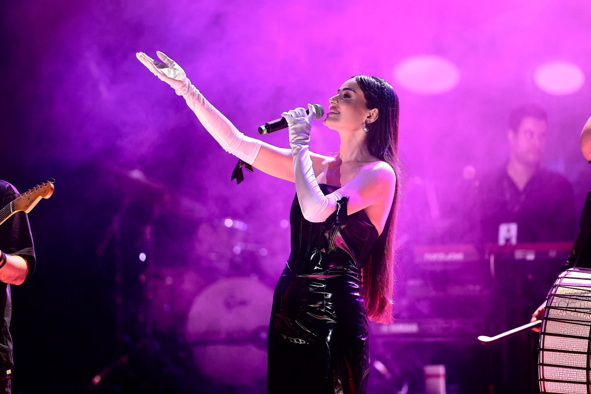 Elif Buse Doğan Denizlilileri coşturdu