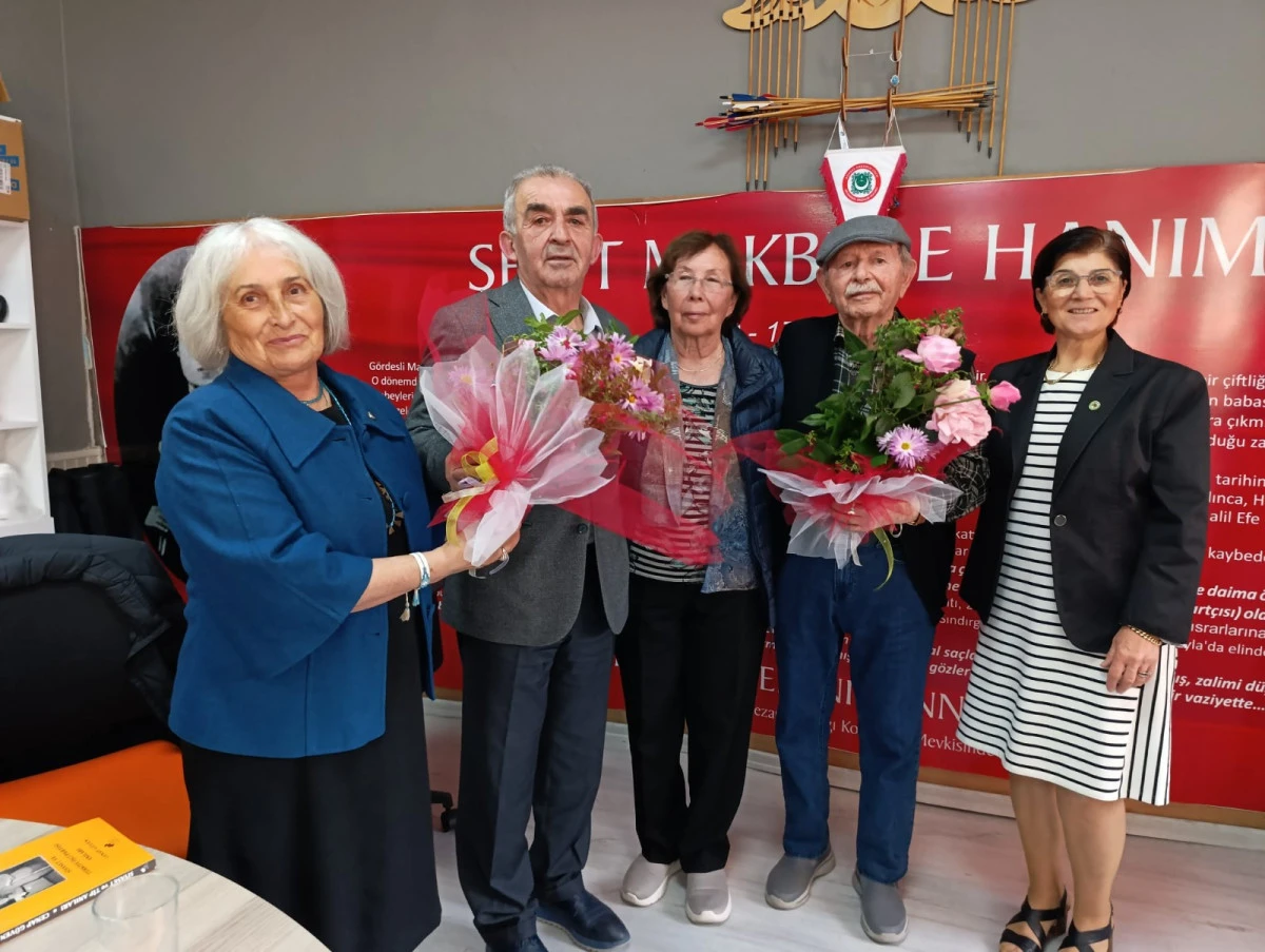 GÖRDES KÜLTÜR VE DOĞA DERNEĞİ YAZARLARA İMZA VE SÖYLEŞİ GÜNÜ DÜZENLEDİ