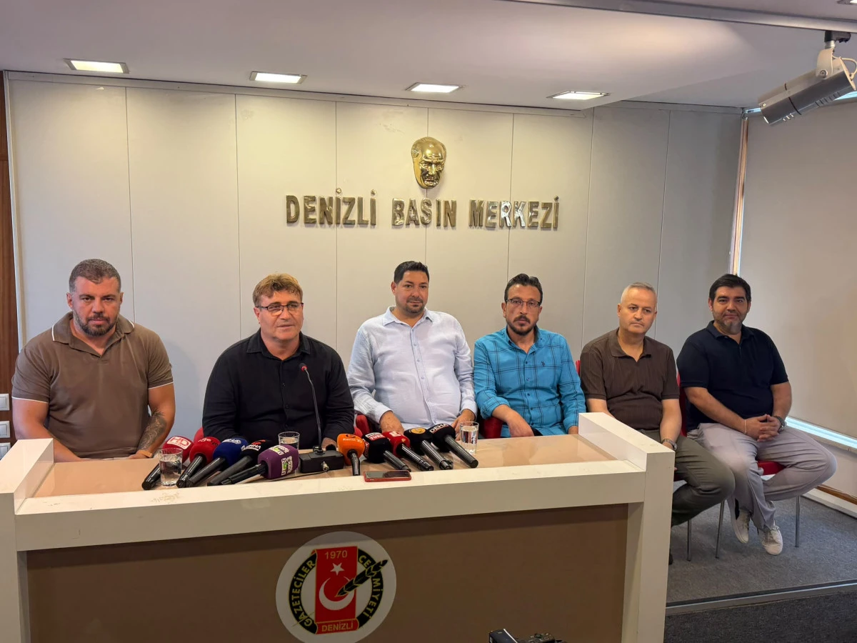 İstiklal Caddesi Esnafından Yol G&uuml;zerg&acirc;hı Değişikliğine Tepki: &ldquo;İşlerimiz Zarar G&ouml;r&uuml;yor&rdquo;