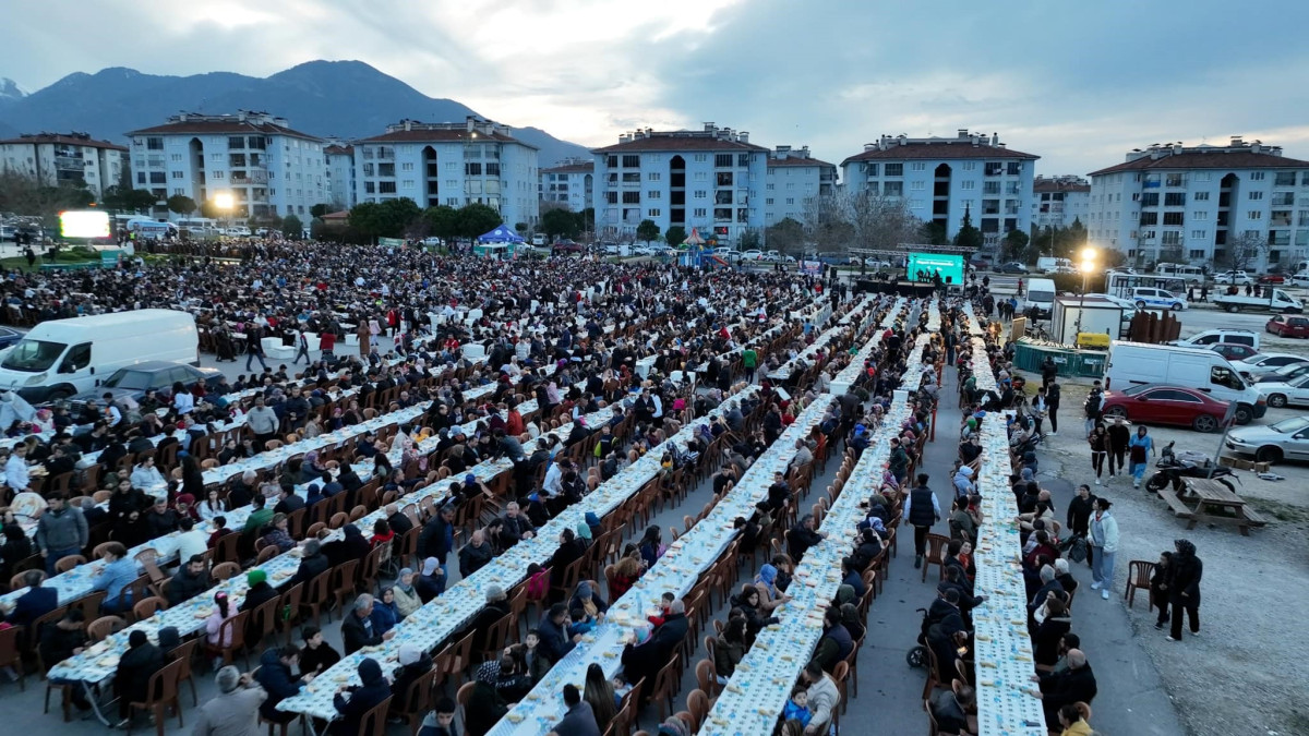 Merkezefendi Belediyesi 7 bin kişiyi iftar sofrasında buluşturdu